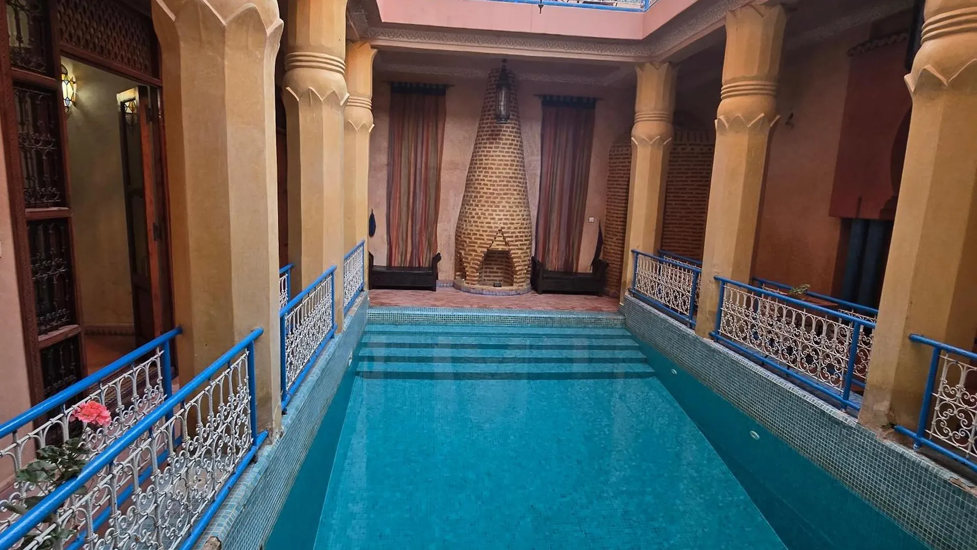 Luxury City Center Moroccan Villa With Indoor Pool Marrakesh